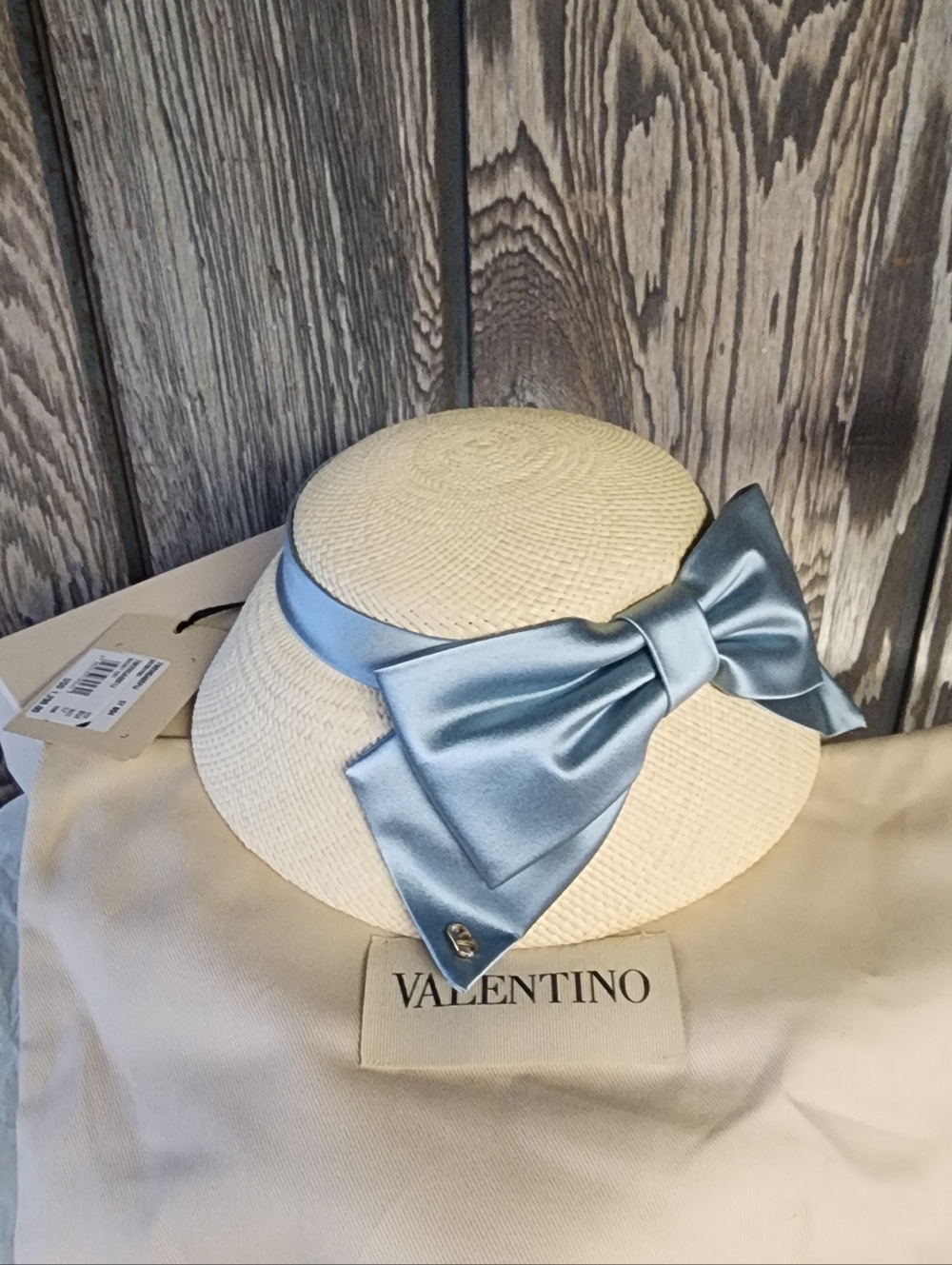 NWT VALENTINO Vlogo Signature Panama Bucket Hat with Satin Bow